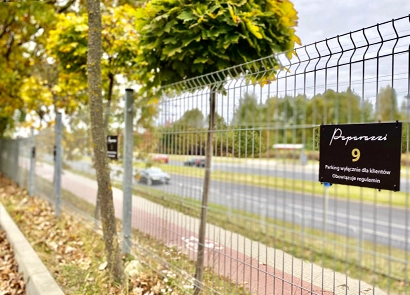 Bezpłatny parking dla Gości Paparazzi Clinic